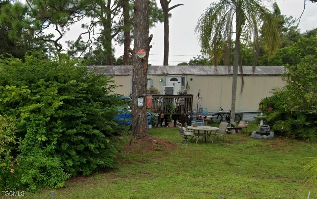 8336 Breeze Dr., North Fort Myers, FL 33917