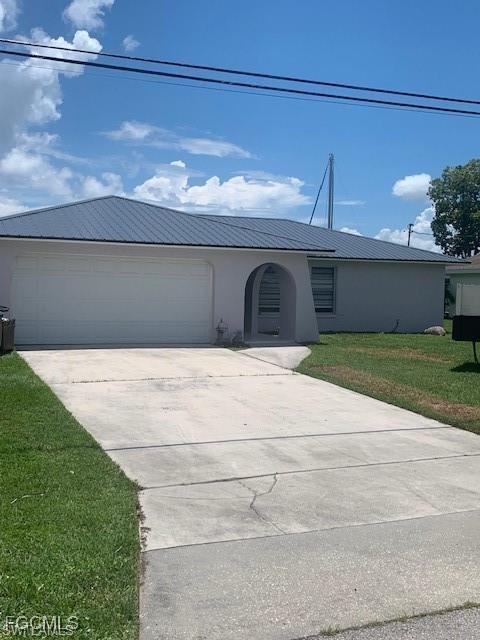 2214 SE 14th Ter., Cape Coral, FL 33990