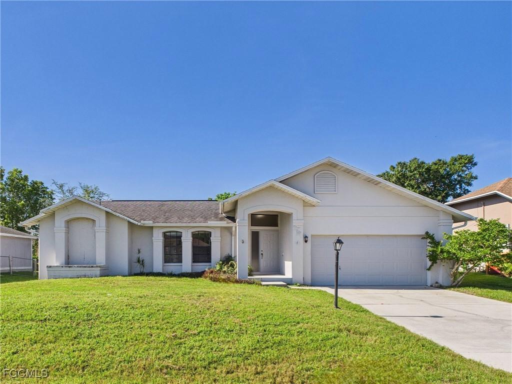 8120 Pennsylvania Blvd., Fort Myers, FL 33967