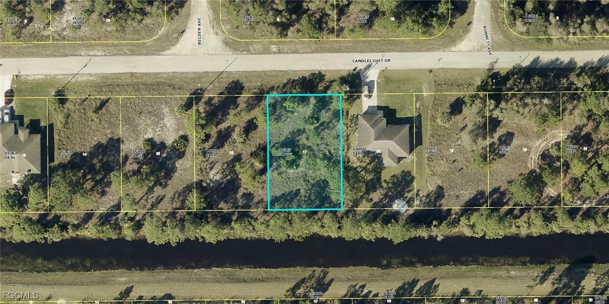 1036 Candlelight Dr., Lehigh Acres, FL 33974