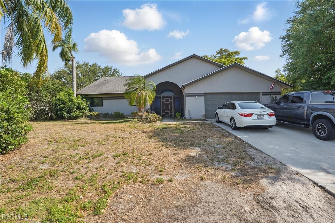 910 SE 19th Ln., Cape Coral, FL 33990