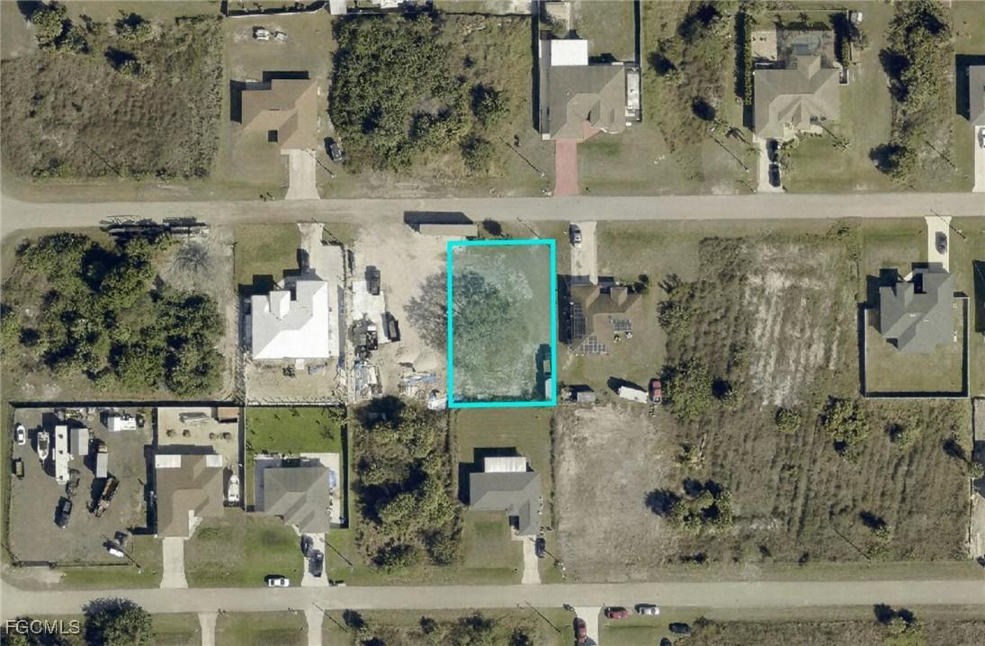 746 Alamo St., Lehigh Acres, FL 33974