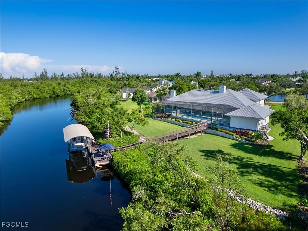 15660 Light Blue Cir., Fort Myers, FL 33908