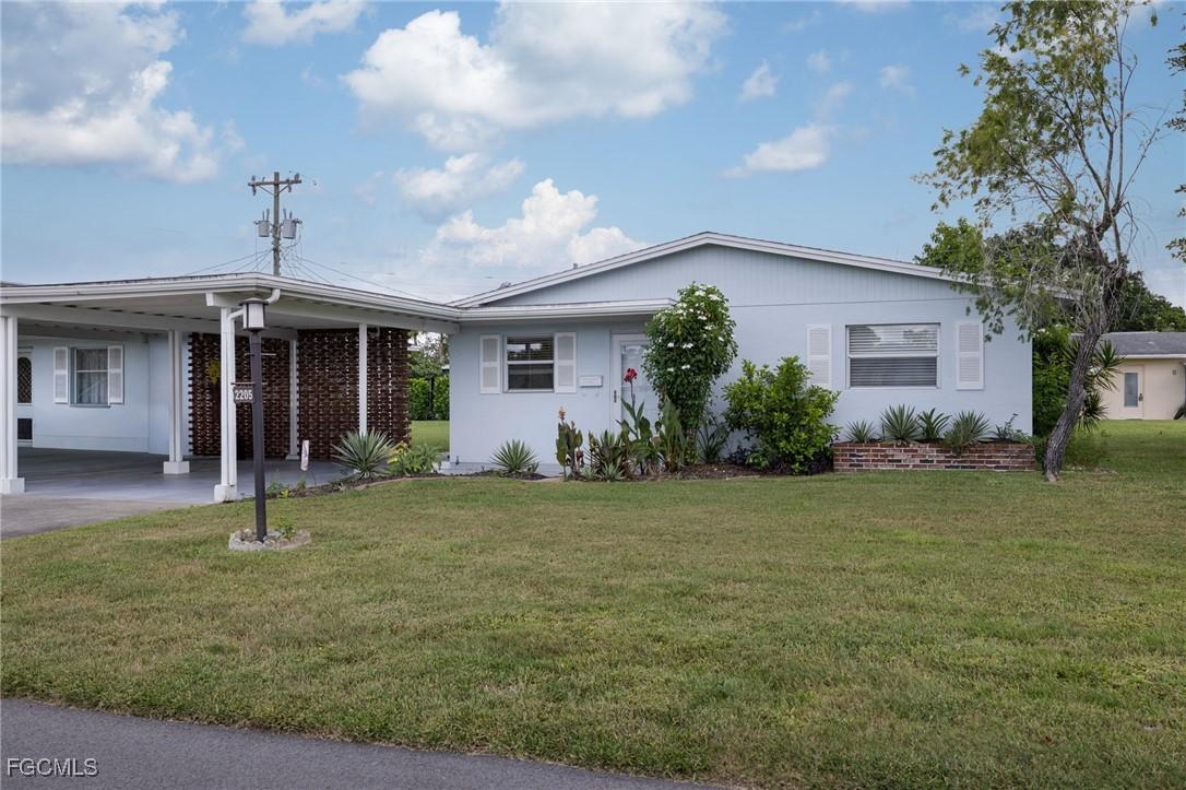 2205 Croton Ct., Lehigh Acres, FL 33936
