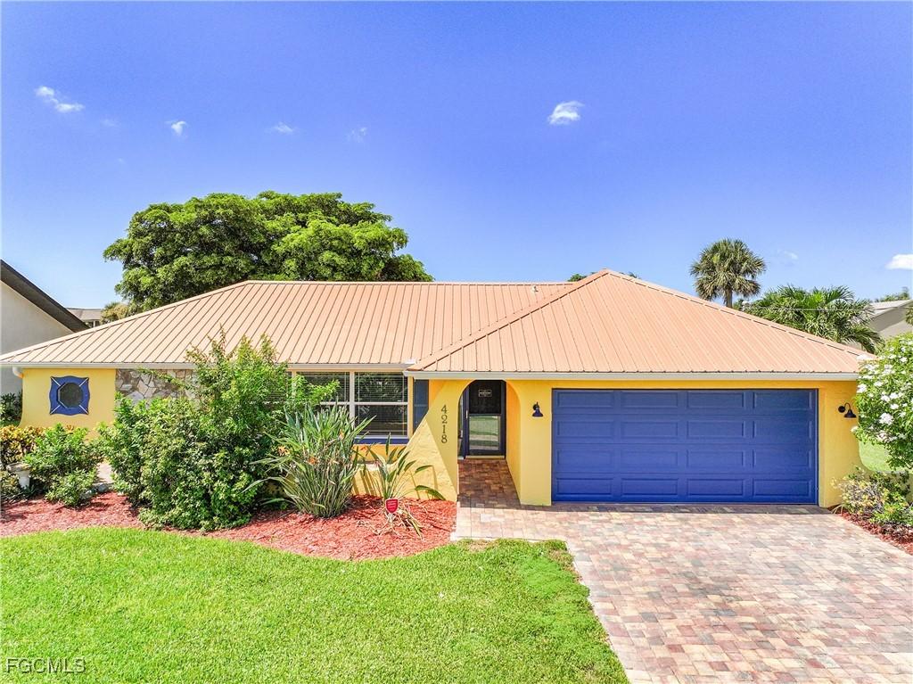 4218 SE 6th Pl., Cape Coral, FL 33904
