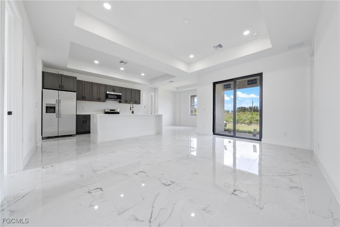 2812 72nd St., Lehigh Acres, FL 33971