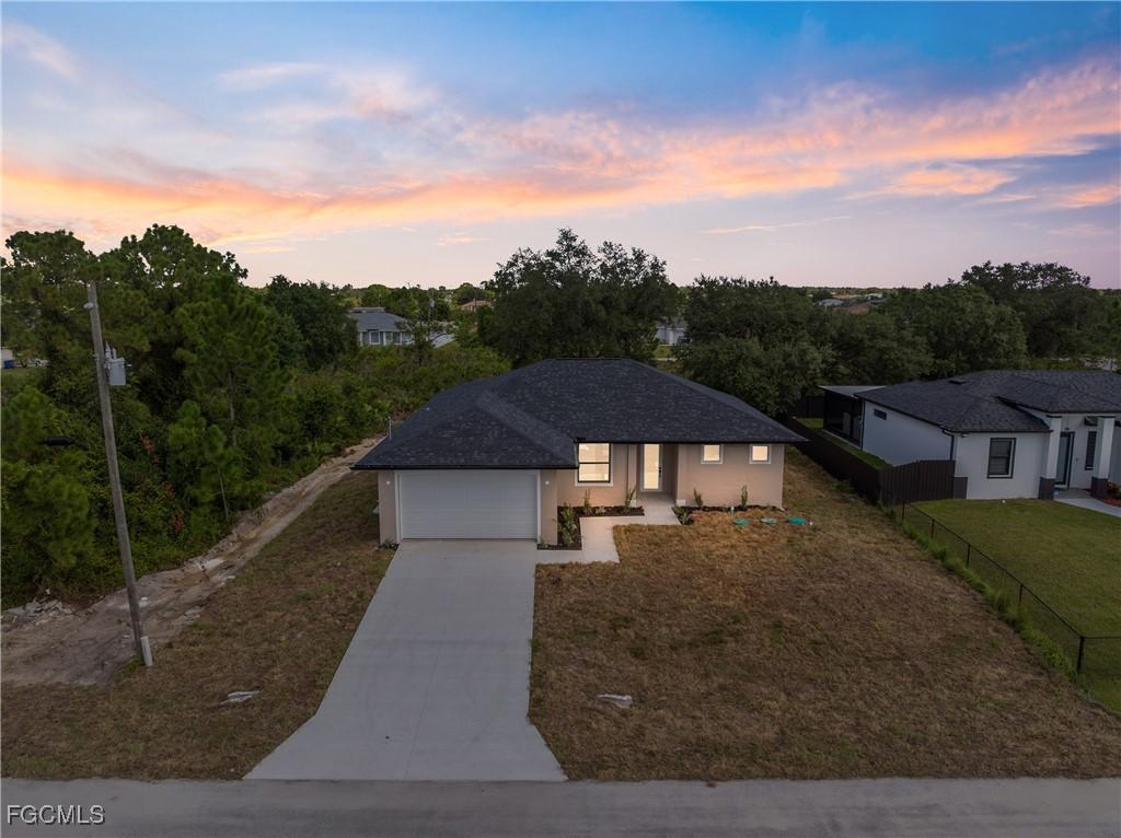 2822 52nd St., Lehigh Acres, FL 33971