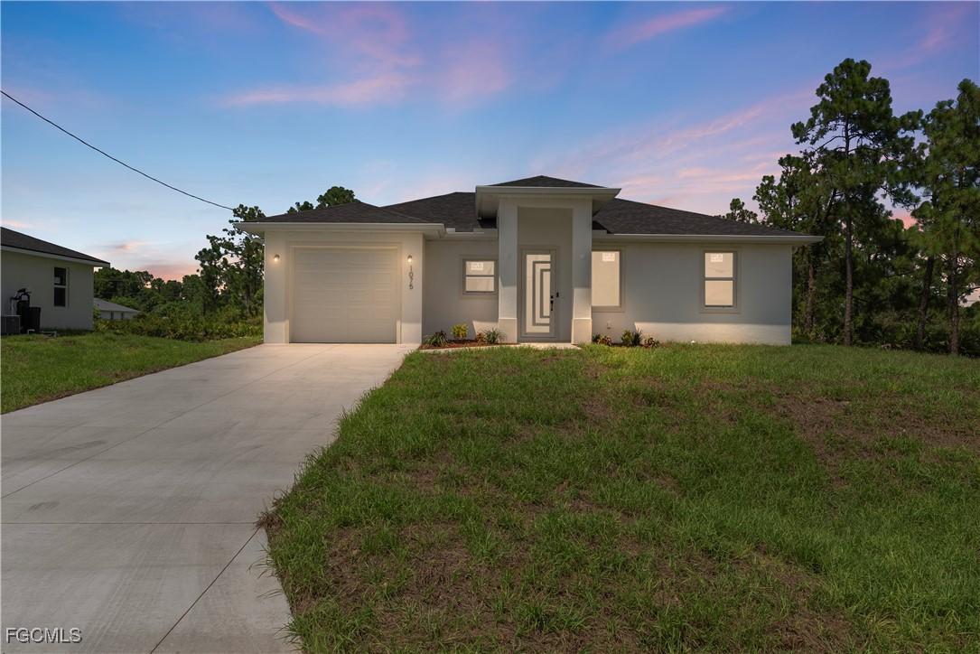 1075 Barnett St., Lehigh Acres, FL 33974