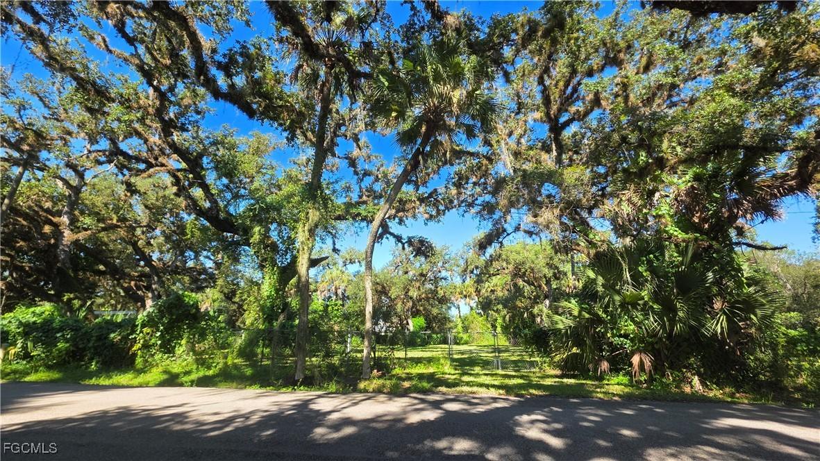 92 Clay St., Labelle, FL 33935