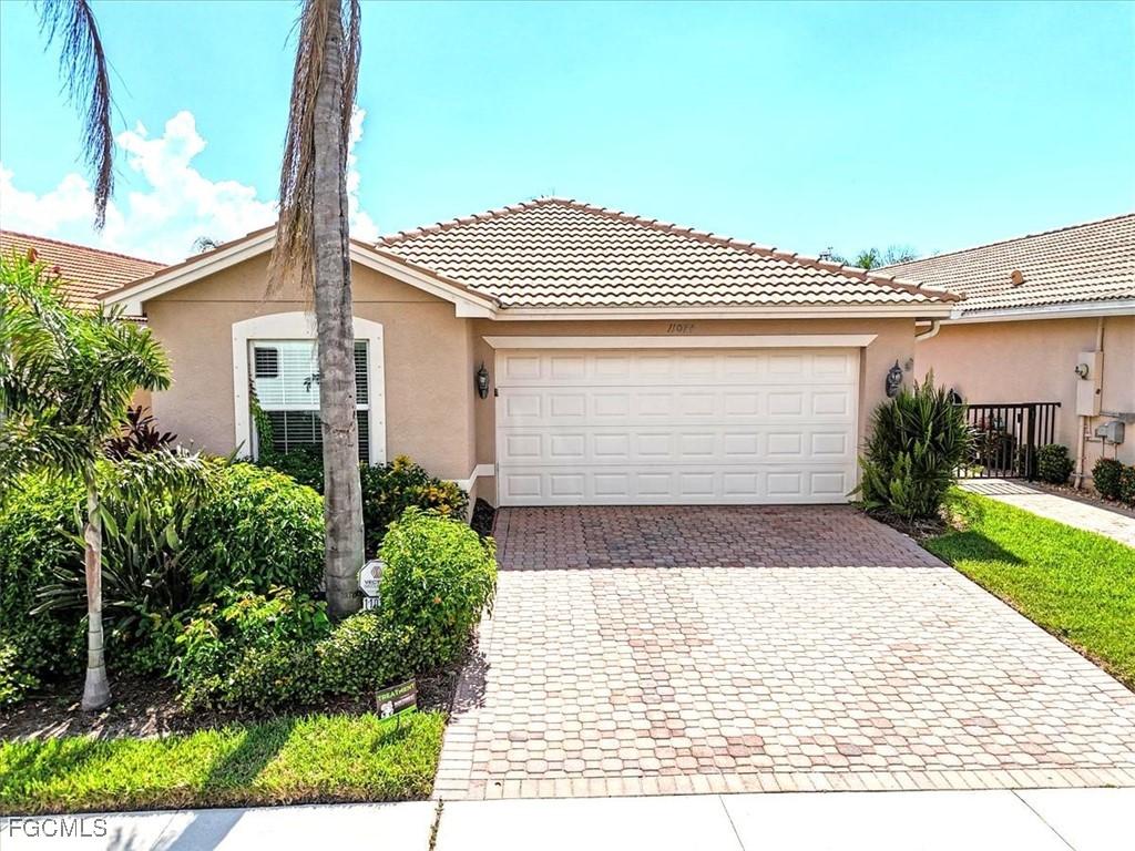 11074 Lancewood St., Fort Myers, FL 33913