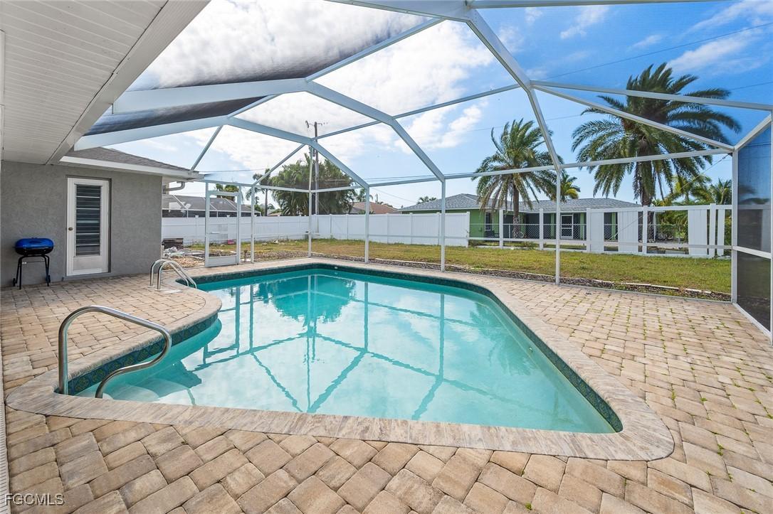 924 SE 15th Ter., Cape Coral, FL 33990