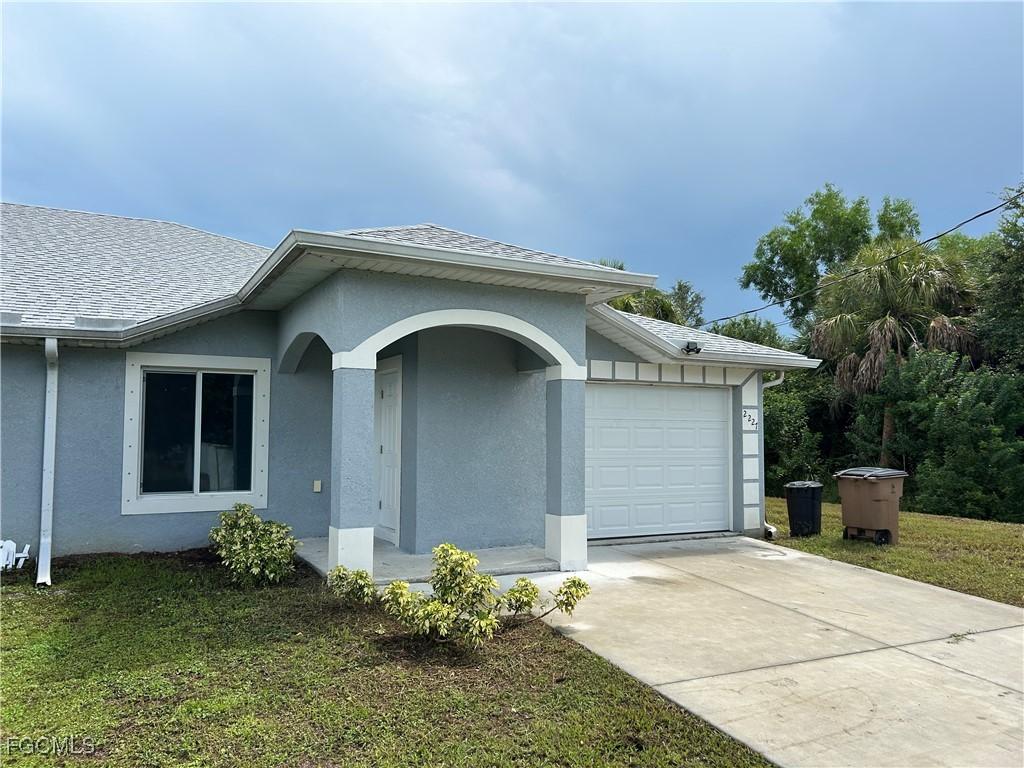 2225/2227 Snead Dr., Lehigh Acres, FL 33973