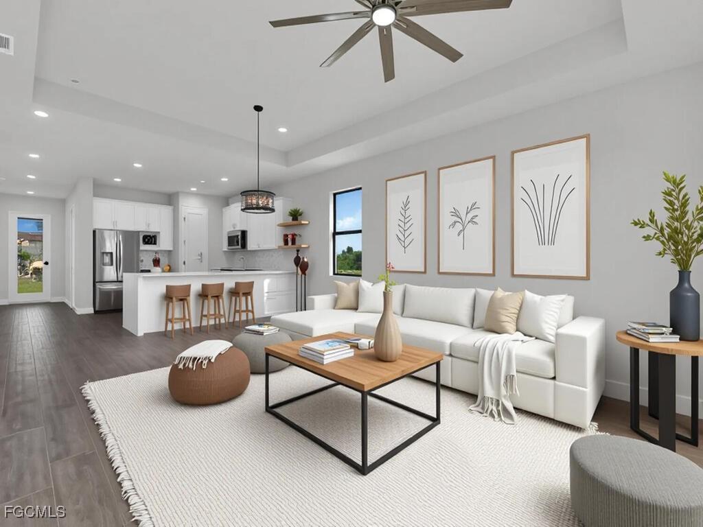 1100 NW 22nd Ave., Cape Coral, FL 33993