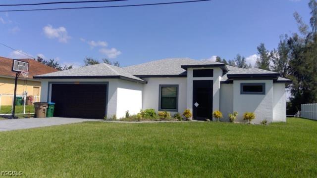 943 SW 15th Pl., Cape Coral, FL 33991