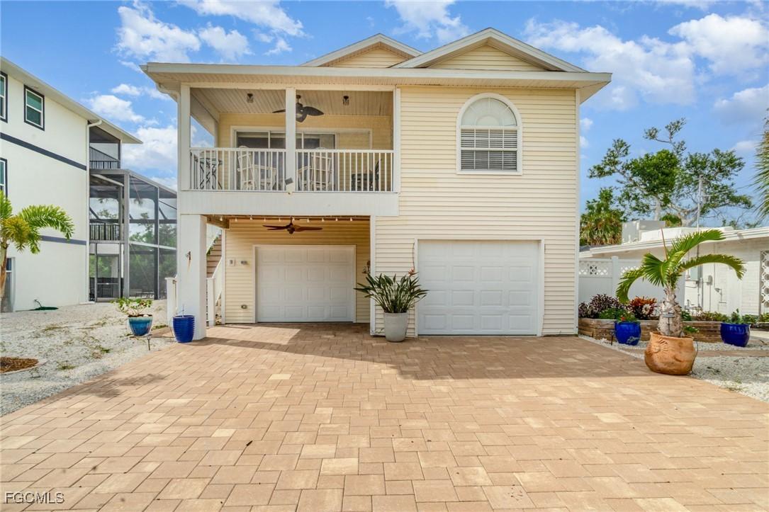 401 Donora Blvd., Fort Myers Beach, FL 33931