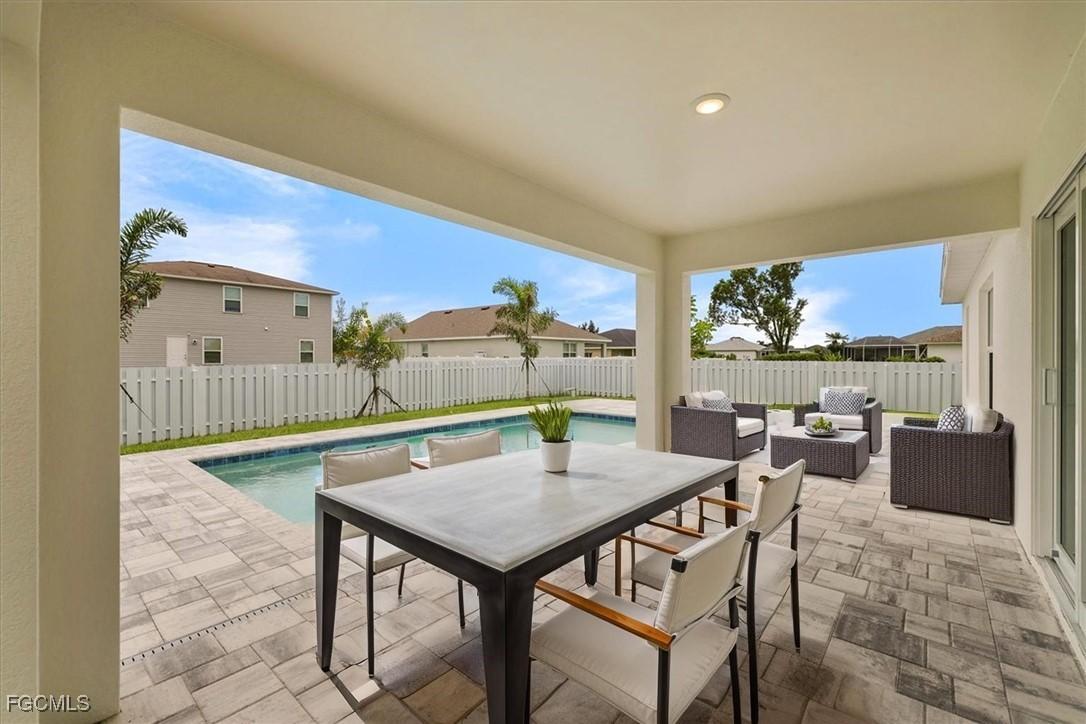 1927 NW 22nd Pl., Cape Coral, FL 33993