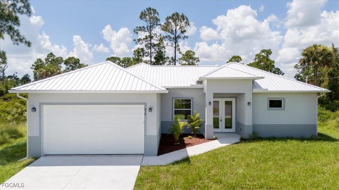 816 Genoa Ave., Lehigh Acres, FL 33974