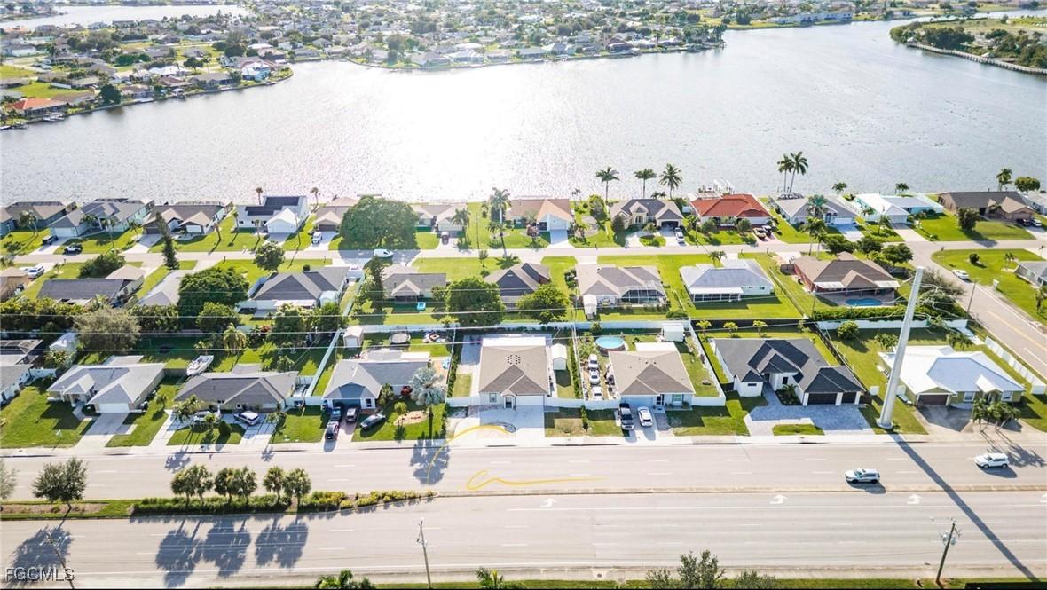 814 Santa Barbara Blvd., Cape Coral, FL 33991