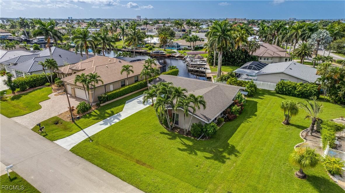 1712 SE 43rd St., Cape Coral, FL 33904
