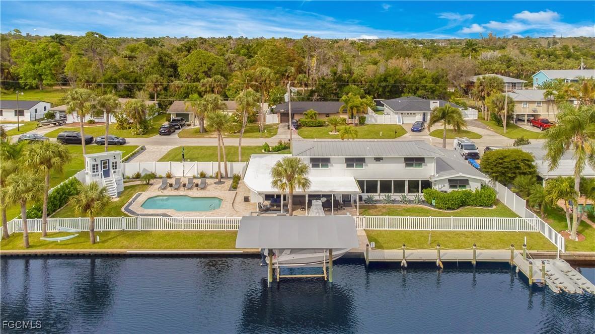 84 Cardinal Dr., North Fort Myers, FL 33917