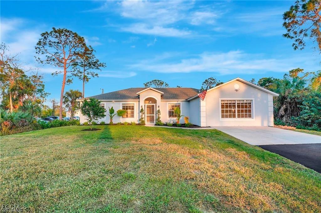 4810 12th St., Naples, FL 34120