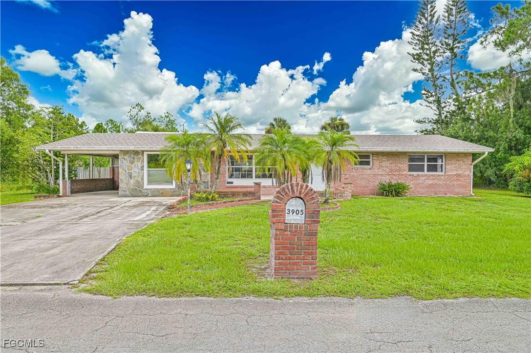 3905 E 3rd St., Lehigh Acres, FL 33936