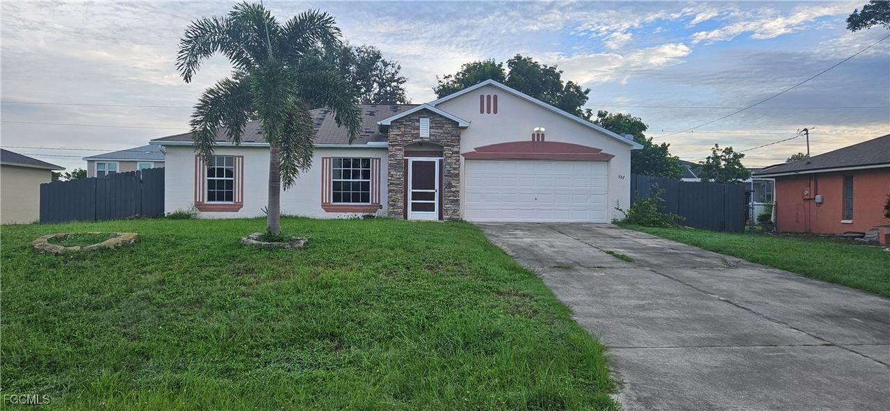 537 SE 1st Ter., Cape Coral, FL 33990