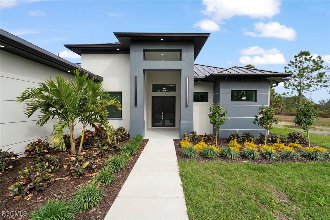 2481 24th Ave., Naples, FL 34120