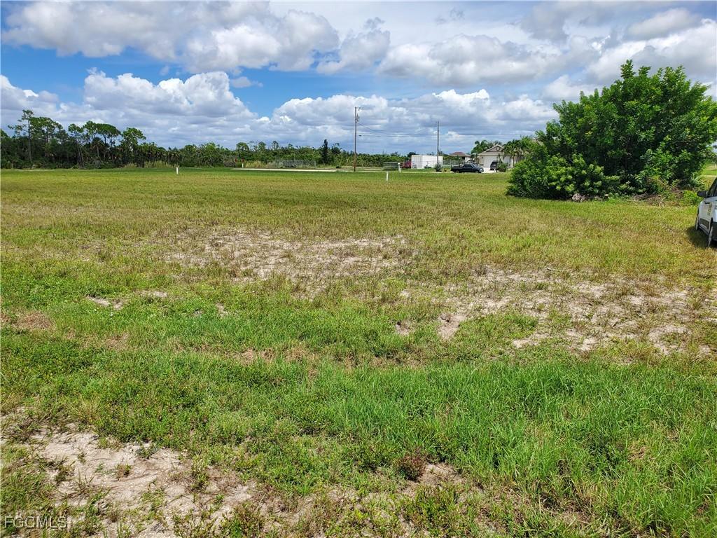 1721 NW 43rd Ave., Cape Coral, FL 33993