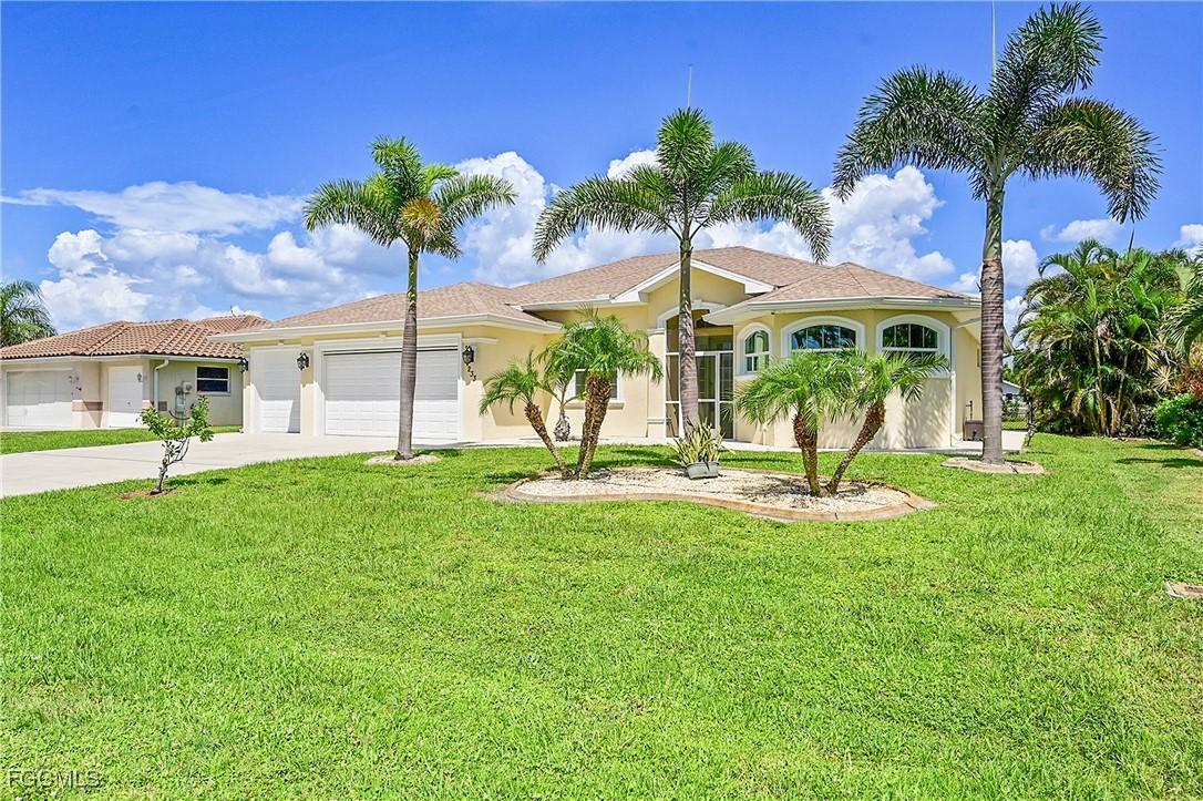 233 Fairway Rd., Rotonda West, FL 33947