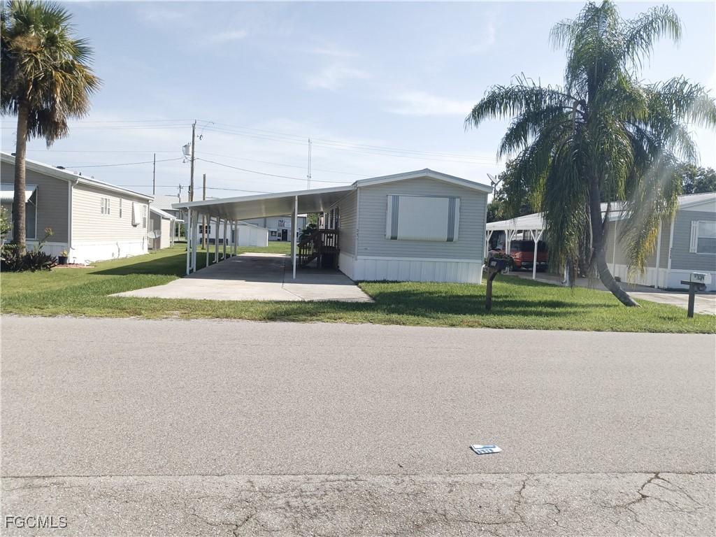 231 Palm Ave., Moore Haven, FL 33471