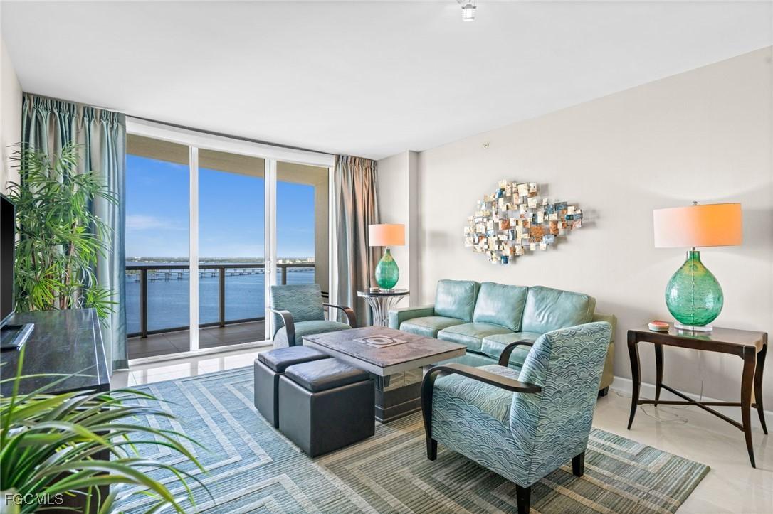 3000 Oasis Grand Blvd. #2402, Fort Myers, FL 33916
