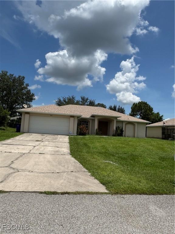 1824 Lockhaven Ct., Lehigh Acres, FL 33972