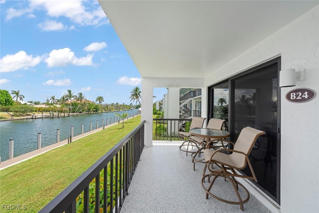 1250 Tennisplace Ct. #B24, Sanibel, FL 33957