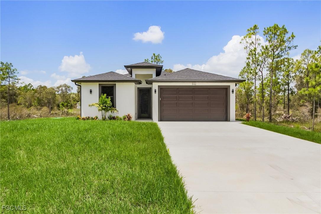 846 Dudley Ave., Lehigh Acres, FL 33974