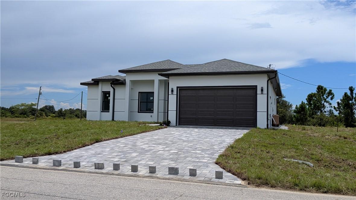 2607 E 15th St., Lehigh Acres, FL 33972