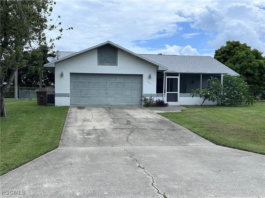 205 NE 9th Ct., Cape Coral, FL 33909
