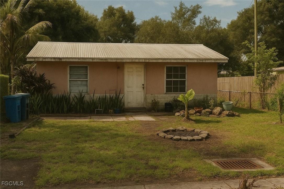 455 Clark St., North Fort Myers, FL 33903