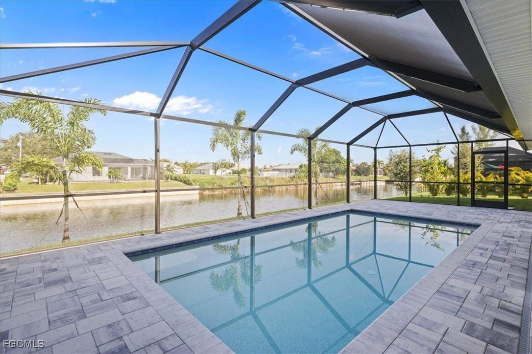 2933 SW 11th Pl., Cape Coral, FL 33914