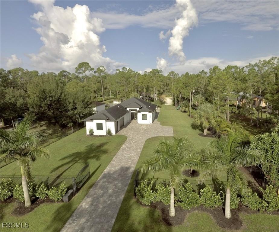 4395 16th St., Naples, FL 34120