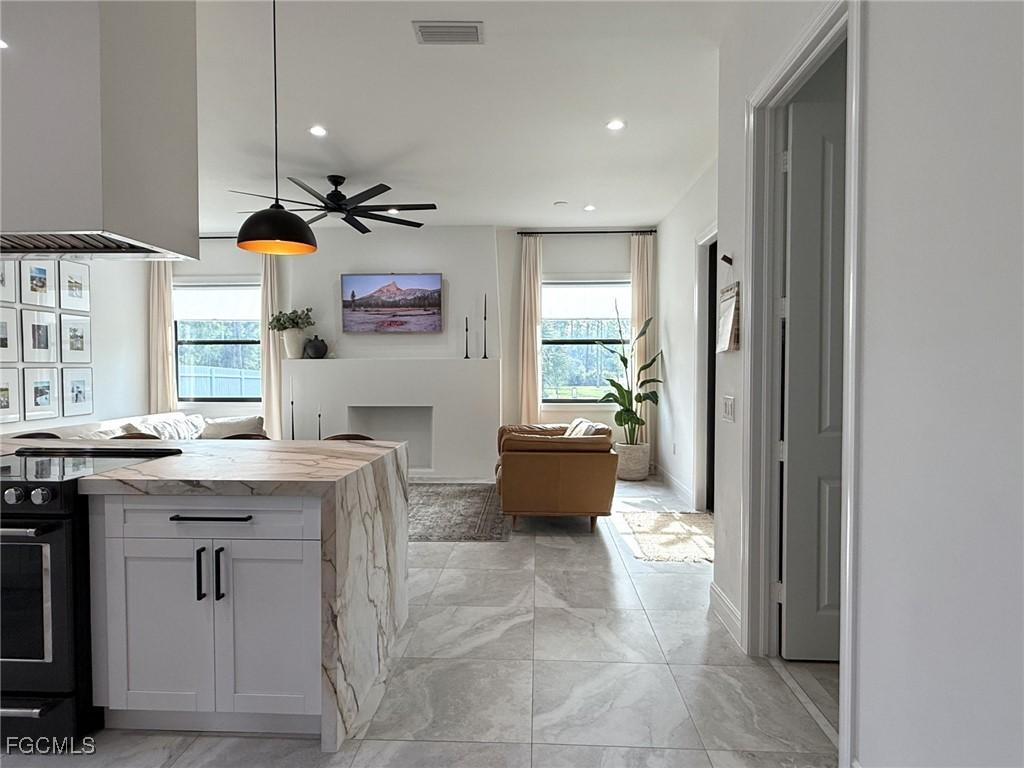 4395 16th St., Naples, FL 34120