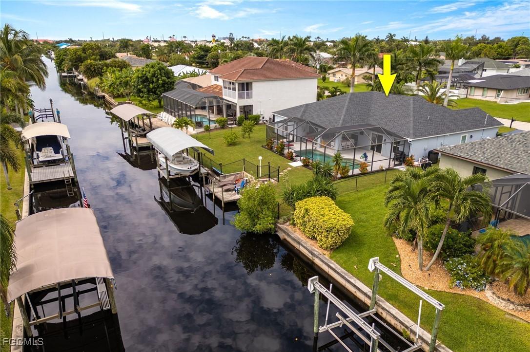 2017 SE 17th Pl., Cape Coral, FL 33990