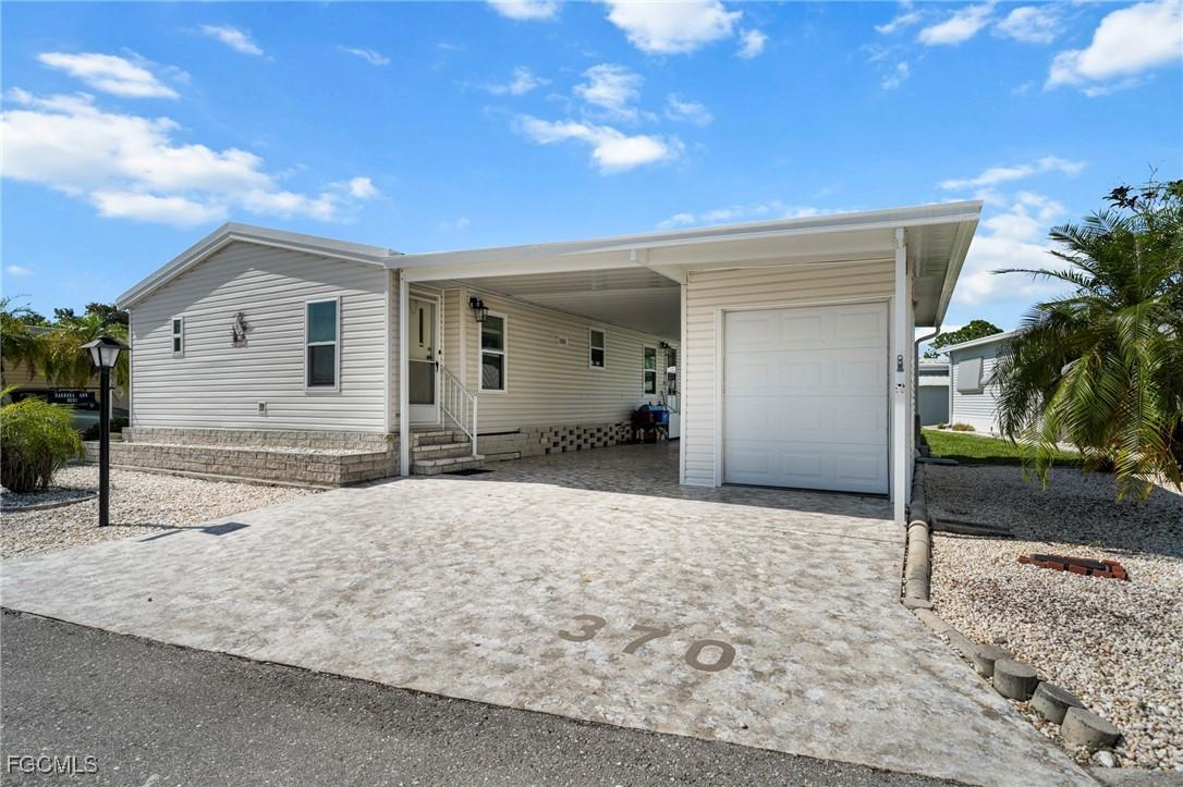 370 Nicklaus Blvd., North Fort Myers, FL 33903