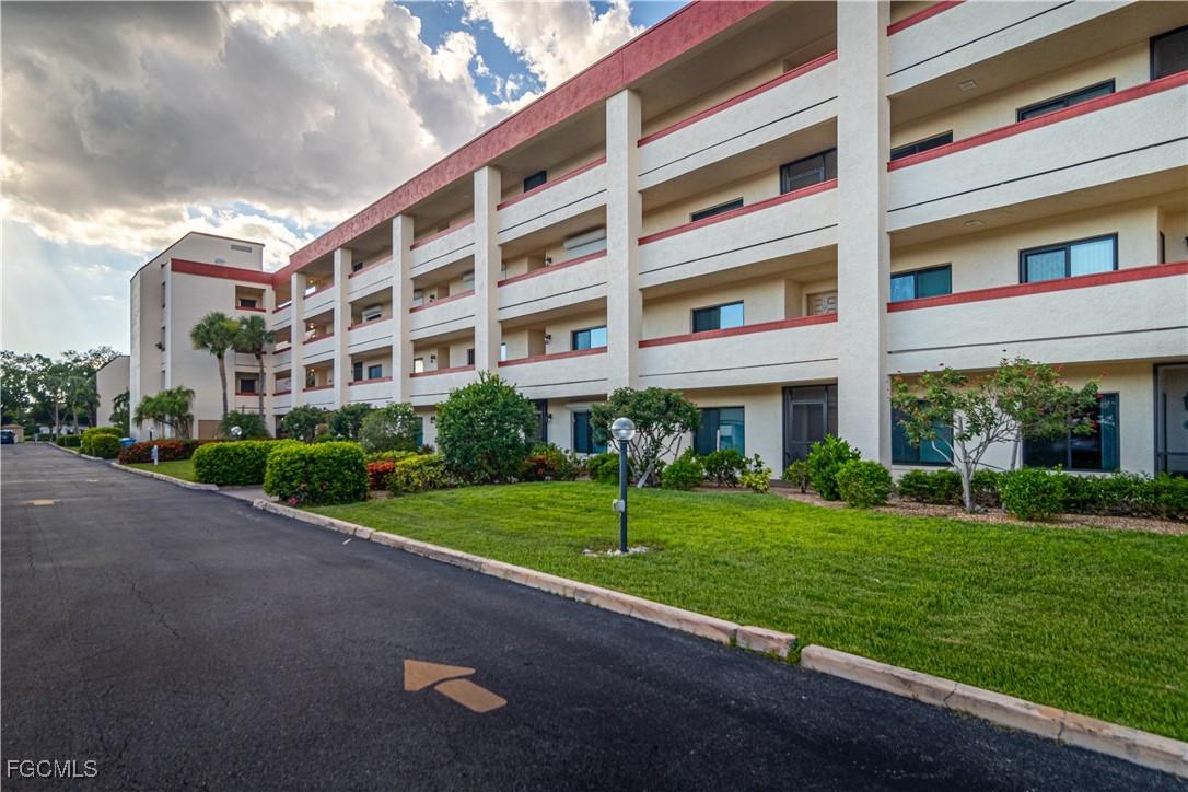 7402 Lake Breeze Dr. #212, Fort Myers, FL 33907