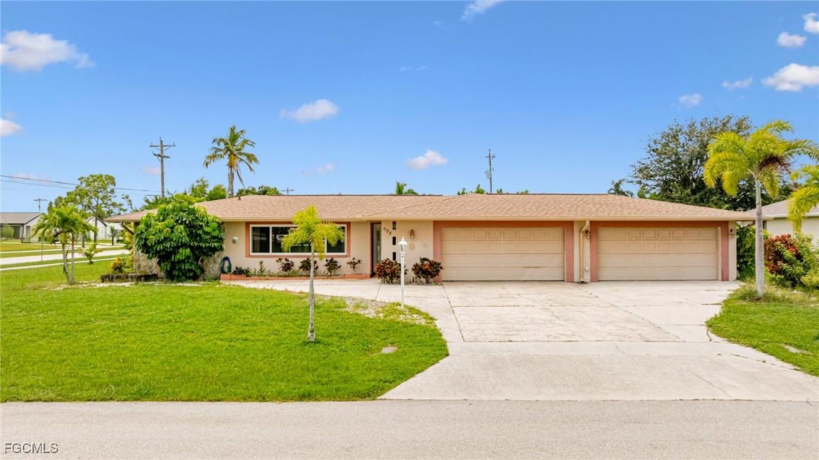 628 SE 21st St., Cape Coral, FL 33990