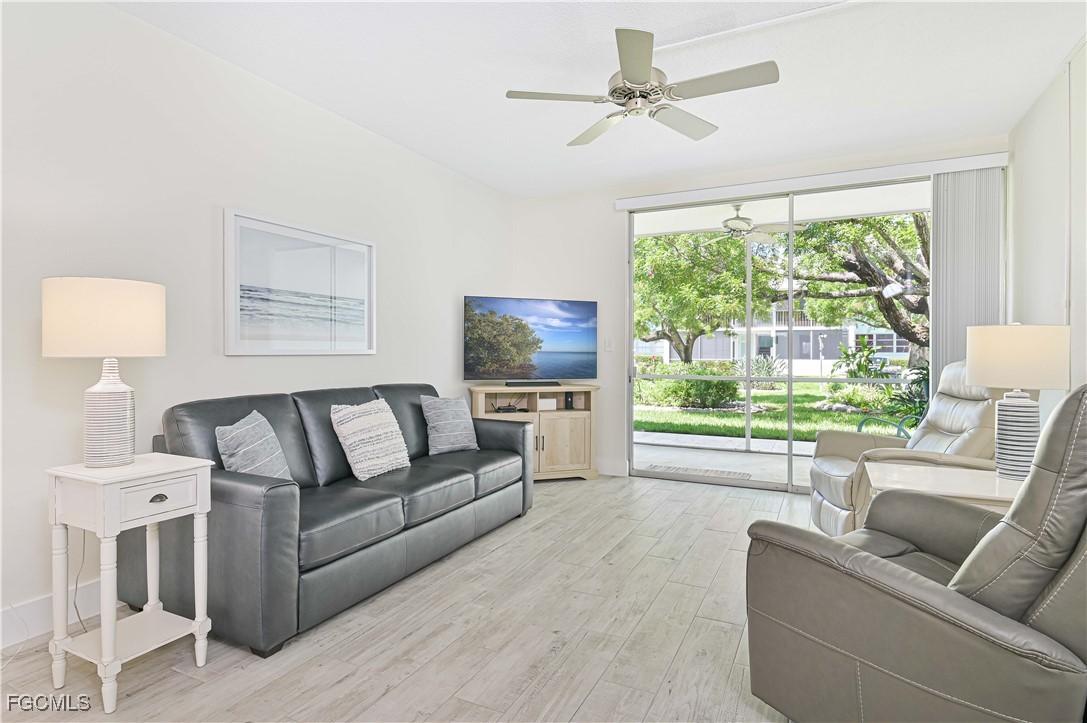 4216 SE 4th Pl. #5, Cape Coral, FL 33904