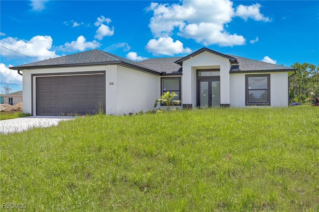 208 Pembroke St., Lehigh Acres, FL 33974