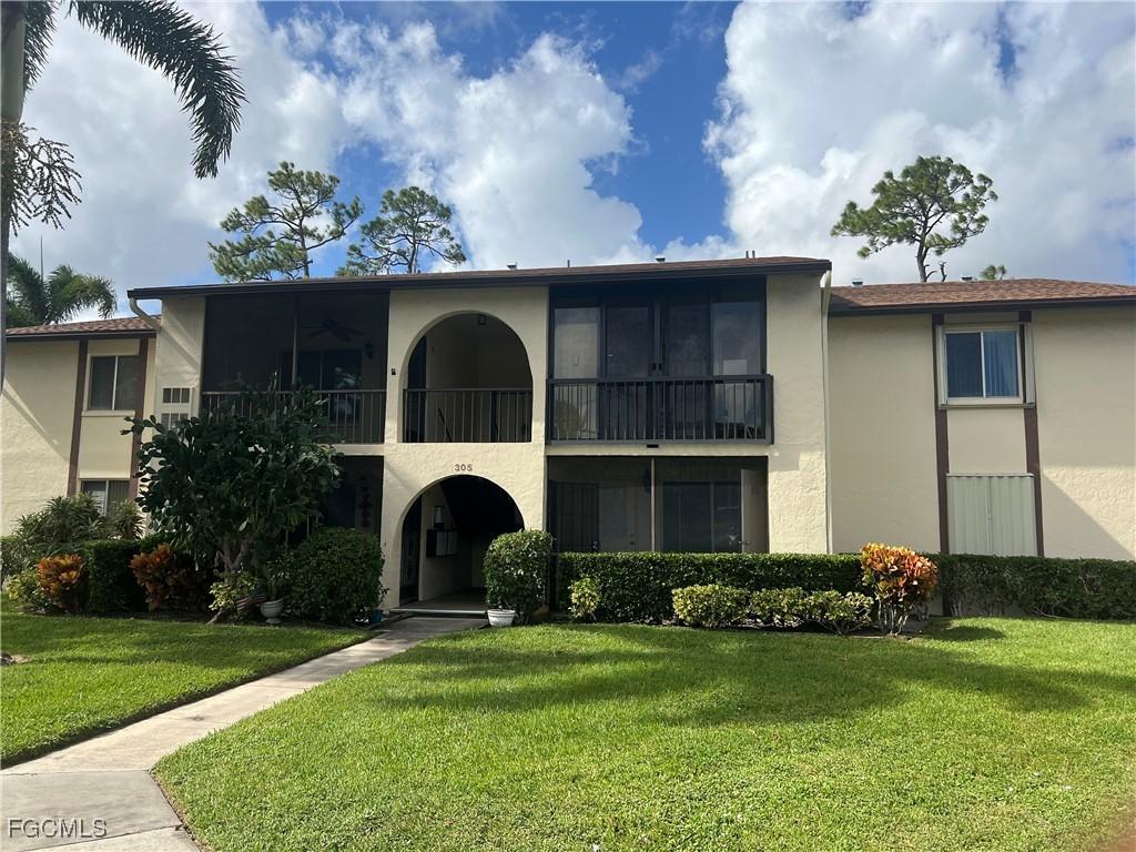 305 Knotty Pine Cir. #D-1, Lake Worth, FL 33463