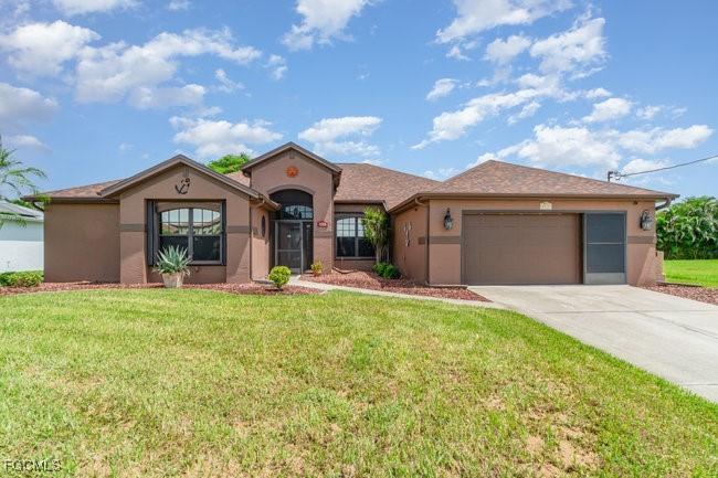 2725 SW 28th Pl., Cape Coral, FL 33914