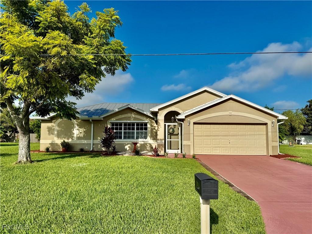 210 Plainfield St., Lehigh Acres, FL 33936